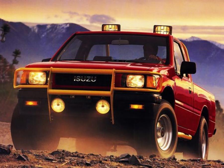 Isuzu Pickup S 4x4 1988 года  (фото 1 из 2)